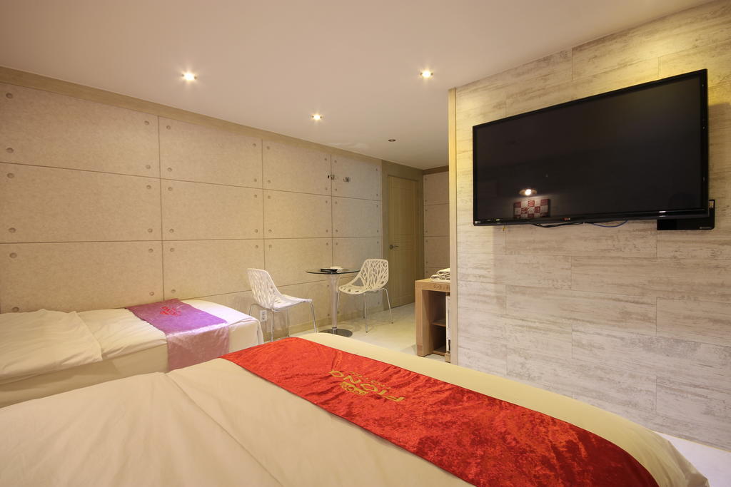Fiona Hotel Seul Cameră foto