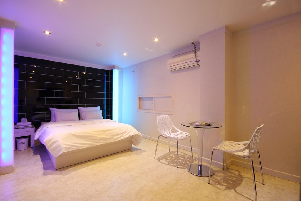 Fiona Hotel Seul Cameră foto